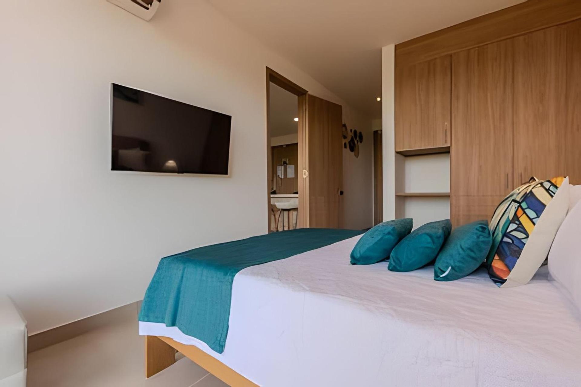 Apartamento Nuevo, Exclusivo Apto 2br Laguna Cristalina *